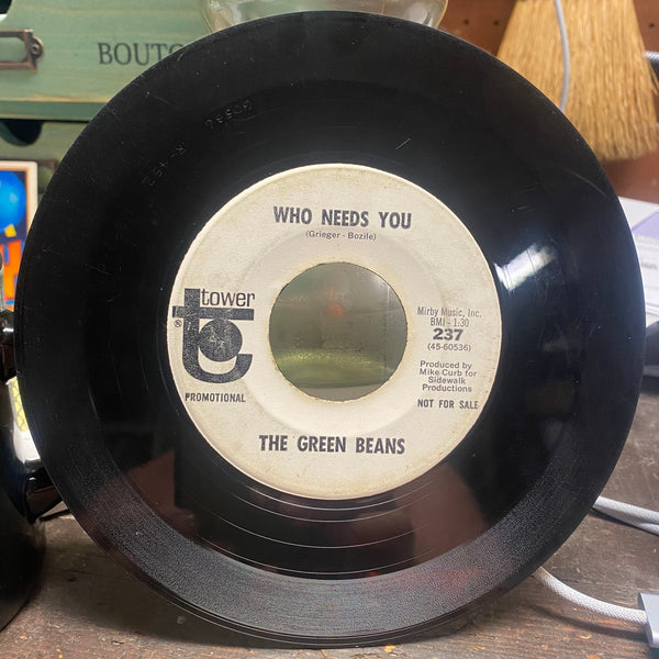 Green Beans, The ‎– Knock On My Door (Tap On My Window) / Who Needs You –  Used 7"